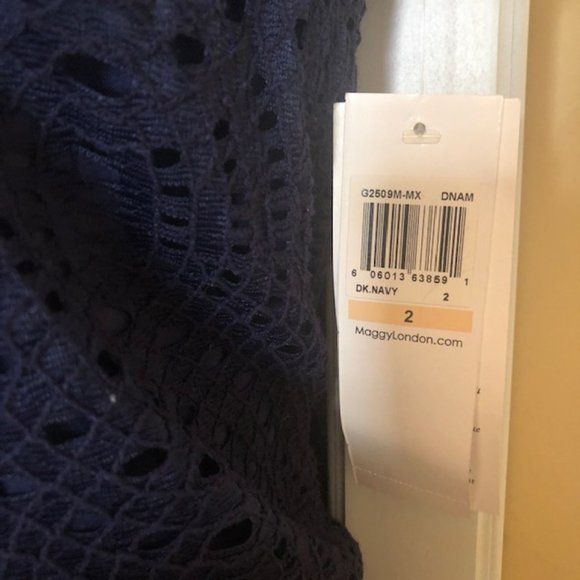 Maggy London Navy Crochet Shift Dress Sz 2‎ - NWT - Picture 3 of 8